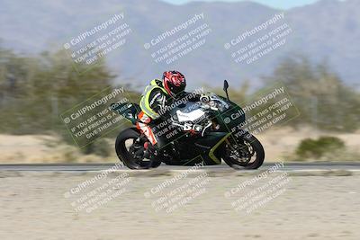 media/Dec-01-2025-Moto Forza (Mon) [[2daa91e15f]]/3-Beginner Group/Session 2 (Turn 7 Inside Pans)/